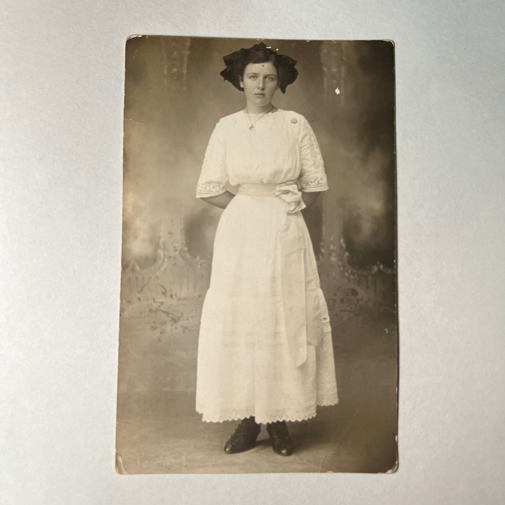 VTG 1910 Antique RPPC Real Photo Postcard Young Woman White Lace Dress Edwardian